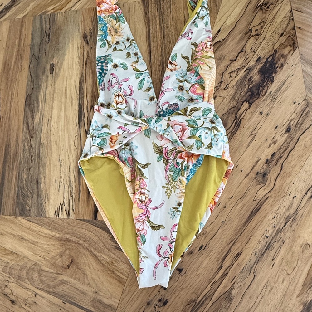 Women one piece
